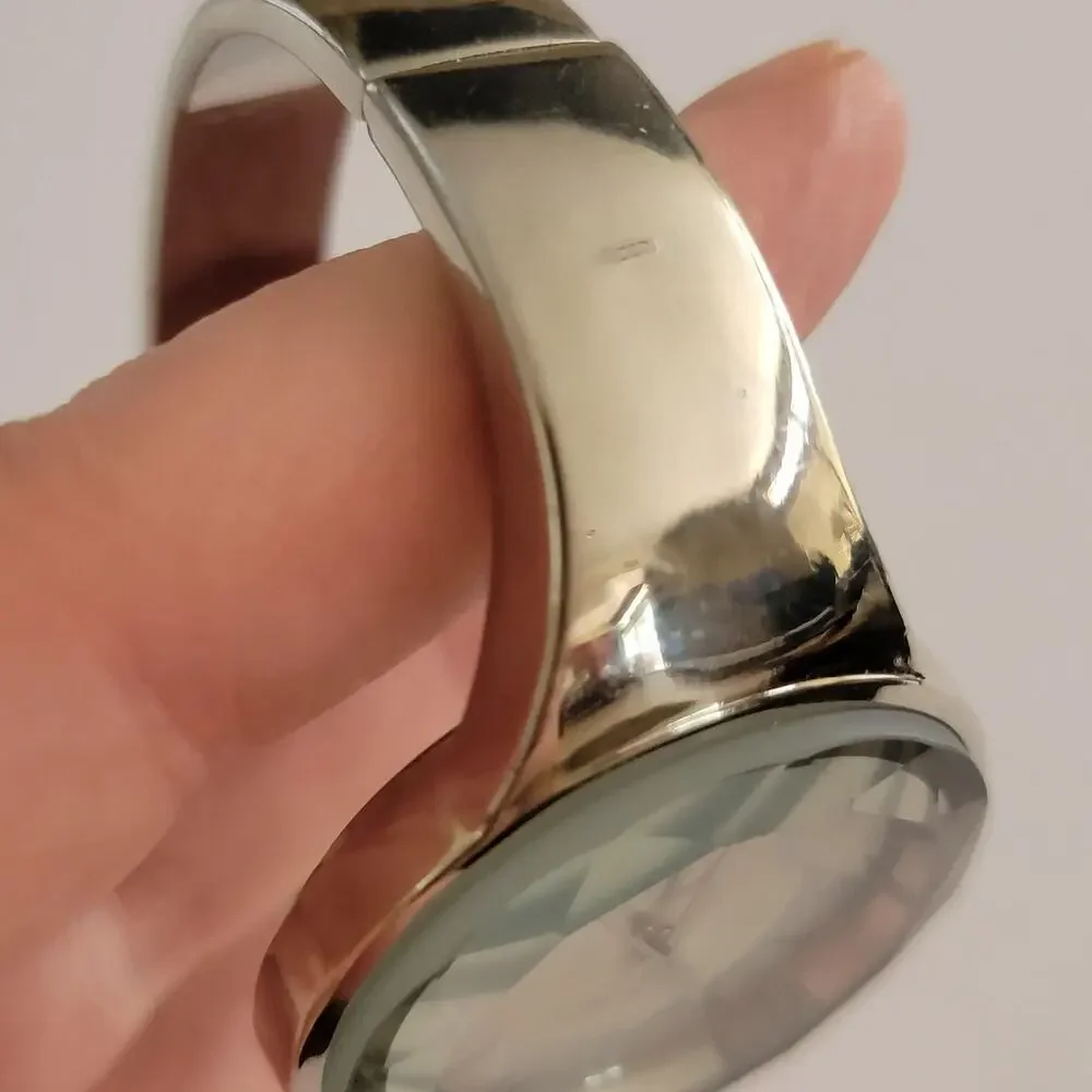 Womens Watch White Dial 35mm Silver Case Stainless Steel Bangle Quartz